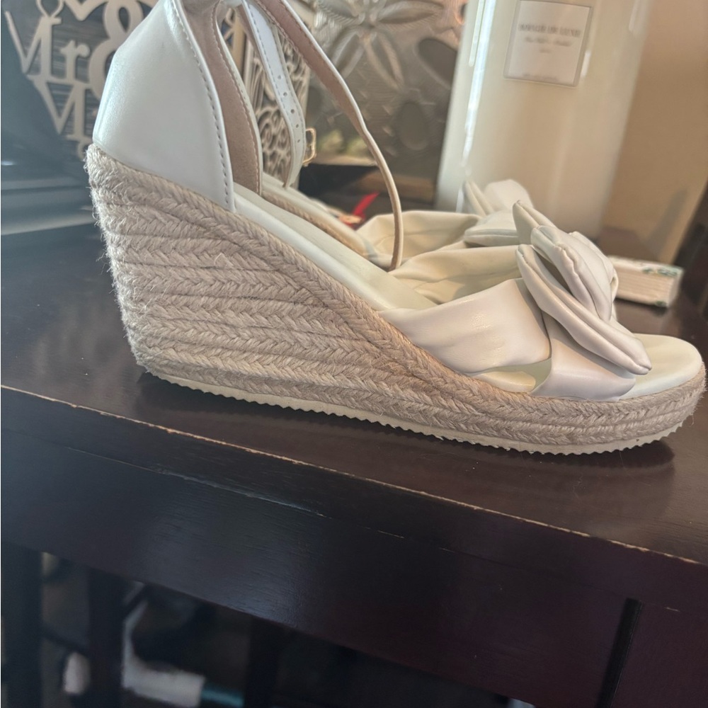 Elegant White Wedge Sandals